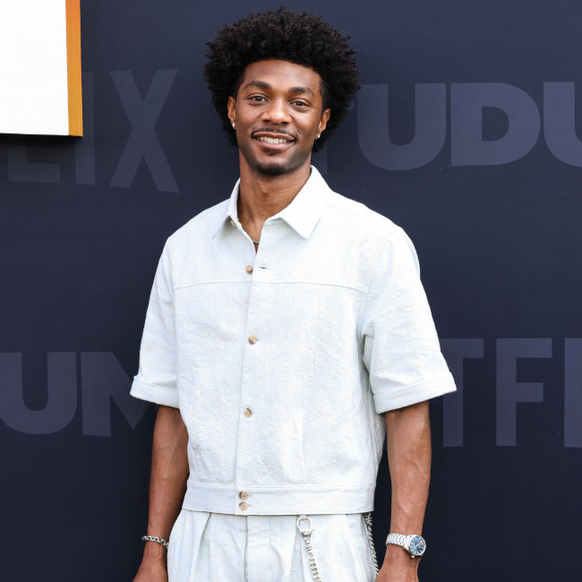 Jonathan Daviss to play Snoop Dogg in biopic